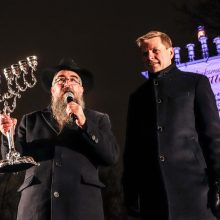 Vilniuje įžiebta pirmoji Chanukijos žvakė