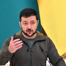 V. Zelenskis: sunkiųjų tankų perdavimui Ukrainai nėra alternatyvų