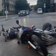 Karaliaus Mindaugo prospekte susidūrė motociklai, nukentėjo dvi moterys <span style=color:red;>(papildyta)</span>