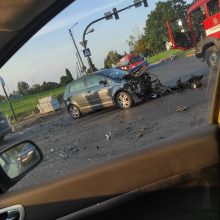 Per dvi avarijas Kaune sužalotas motociklininkas ir dvi merginos