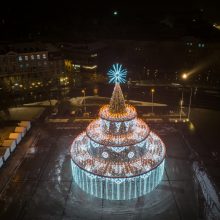 J. Statkevičius apie Vilniaus kalėdinę eglę rėžė tiesiai: pakvipo apgaule!