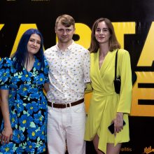 Filmo  „Kartą kaime“ raudonojo kilimo premjeroje: aktoriai, „influenceriai“ ir kiti žinomi veidai