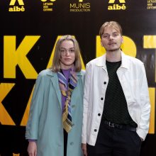 Filmo  „Kartą kaime“ raudonojo kilimo premjeroje: aktoriai, „influenceriai“ ir kiti žinomi veidai