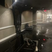 Šešiolikmetė mergina susimušė su mama ir pabandė sudeginti viešbutį