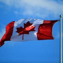 Kanada uždraudė prekybą prabangos prekėmis su Rusija, baudžia daugiau oligarchų