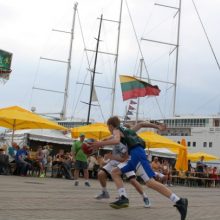 Jūros šventei – jaunųjų krepšininkų kovos, jiems – pajūrio pokštai