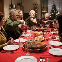 Santūrusis Snobo kino kūrėjas debiutuoja komedijoje   