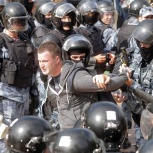 Prancūzija smerkia jėgos panaudojimą per protestą Maskvoje