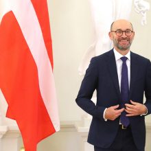 G. Nausėda priėmė dviejų šalių ambasadorių skiriamuosius raštus