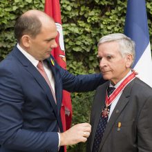Apdovanoti Lietuvai nusipelnę garbės konsulai Prancūzijoje