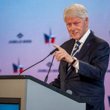 Buvęs JAV prezidentas B. Clintonas: NATO plėtra į rytus buvo teisingas sprendimas