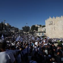 Izraelio nacionalistai Rytų Jeruzalėje surengė maršą, puolė žurnalistus