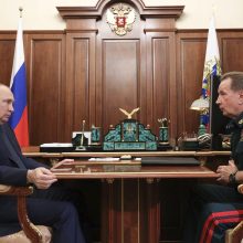 Rusija priėmė įstatymo projektą dėl sunkiosios ginkluotės suteikimo Nacionalinei gvardijai