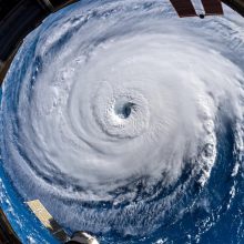 Astronautas A. Gerstas apie artėjantį uraganą: ateina košmaras, nemokantis juokauti