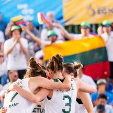Sirgalių palaikoma moterų 3x3 krepšinio rinktinė kovas Europos žaidynėse pradėjo dviem pergalėmis