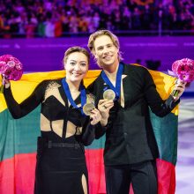 Ledo šokėjų S. Ambrulevičiaus ir A. Reed  prakaitą atpirko istorinė bronza