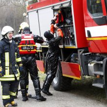 Ant Trinyčių tvenkinio ledo – gelbėtojų narų komanda