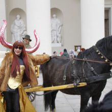 Kaziuko mugę Lolita Zero aplankė pasikinkiusi arklį