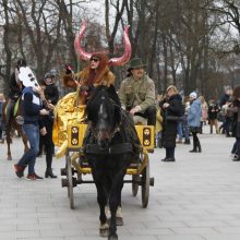 Kaziuko mugę Lolita Zero aplankė pasikinkiusi arklį