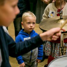 Vaikams filharmonijoje atsivėrė instrumentų pasaulis