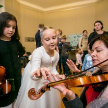 Vaikams filharmonijoje atsivėrė instrumentų pasaulis