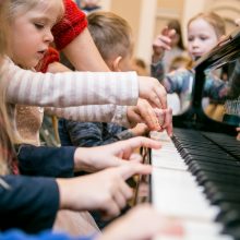 Vaikams filharmonijoje atsivėrė instrumentų pasaulis