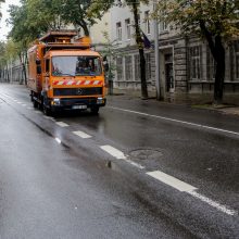 Nutrūkę troleibusų linijos laidai paralyžiavo Kęstučio g. eismą