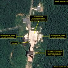 Šiaurės Korėja pradėjo likviduoti raketų bandymų poligoną