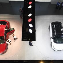 Ženevoje prasideda didžiausia Europoje automobilių paroda