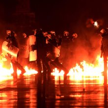 Graikijoje per jaunimo protestus sužeisti du žmonės