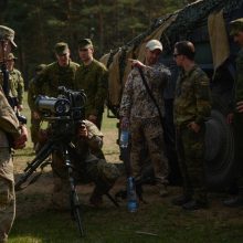 Kariai treniruosis atremti tankais ir kovos mašinomis ginkluotas pajėgas