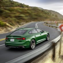 Niujorko automobilių parodoje debiutuoja „Audi RS 5 Sportback“