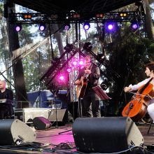 Bardų festivalis „Akacijų alėja“: lietus klausytojų neišgąsdino 