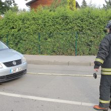 Kaune užsiliepsnojo autobusas, Kauno rajone – lengvasis automobilis