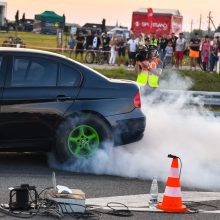 „Aurum 1006 km lenktynių“ pirmąją dieną užbaigė traukos varžybos