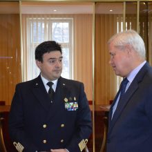 Klaipėdoje viešinčio Italijos karinio laivo vadas lankėsi pas Klaipėdos merą 