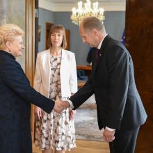 D. Grybauskaitė stiprina santykius su kaimynais estais