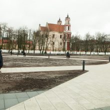 Užbaigti Lukiškių aikštės darbus sutrukdė lietus