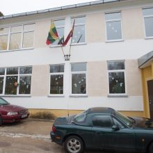 Neįgalų vaiką plūdusi pedagogė atleista iš darbo