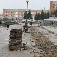 Debreceno aikštėje verda remonto darbai