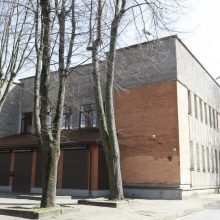 Pinigai: iš biudžeto 50-iai centro darbuotojų kasmet vien algoms reikia 306 tūkst. eurų.