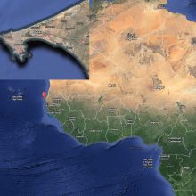 Situacija: motorlaivis „Raguva“ su 17 žmonių įgula ir 16 tūkst. t fosfatų kroviniu beviltiškai įstrigo Senegale.