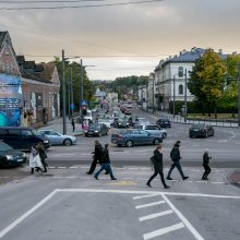 Automobilių spūstys vis labiau dusina Kauną