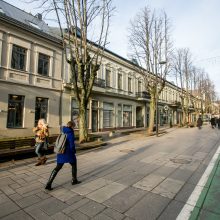 Kodėl Kaune nyksta atminties ženklai garsiems teatralams?