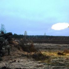 Lietuvos, Latvijos ir JAV kariai dalyvauja prieštankinėse pratybose