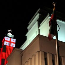 Prisikėlimo bažnyčia nušvito Gruzijos vėliavos spalvomis