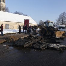 Vilniuje – vandentiekio avarija: patvino Upės gatvė 