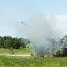 Pratybos „Ugninis griausmas“ persikėlė į pajūrį