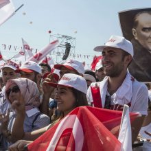 Turkijos opozicija surengė didžiulį mitingą prieš prezidentą