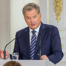 Suomija sveikina NATO žadamą paramą jos saugumo užtikrinimui